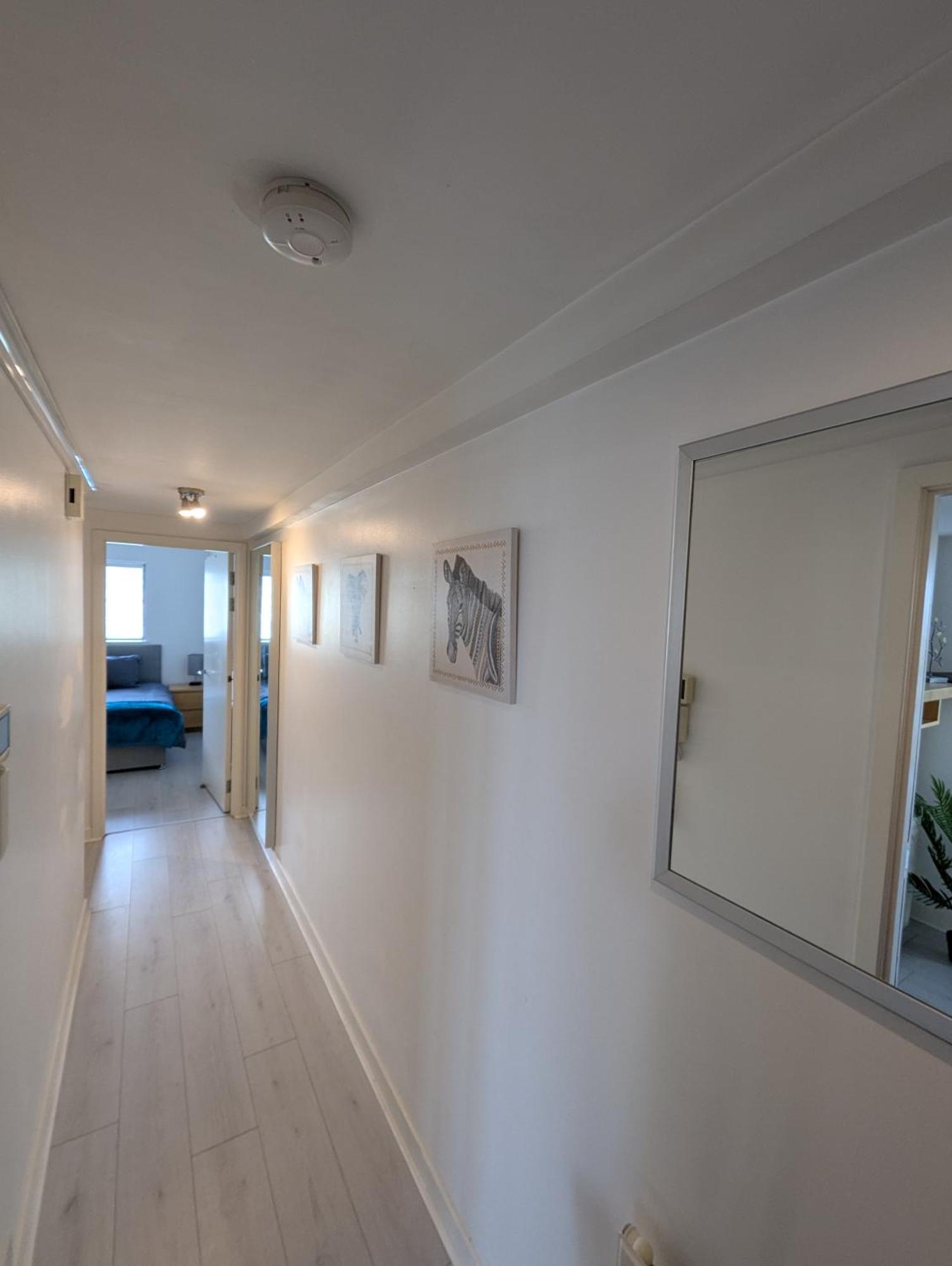 Glasgow City Centre Waterfront Apartment 外观 照片