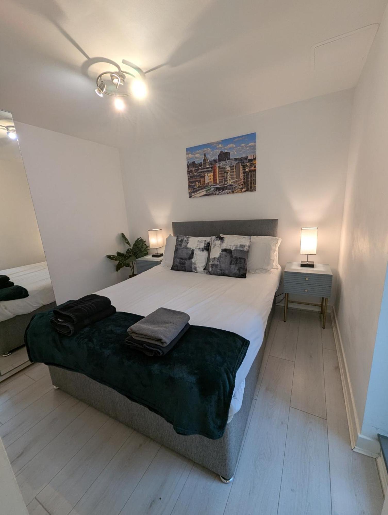 Glasgow City Centre Waterfront Apartment 外观 照片